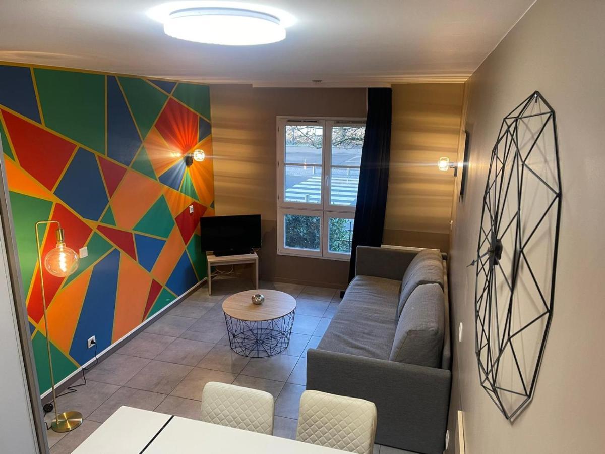 Appartement Near Disneyland เซร์ริส ภายนอก รูปภาพ