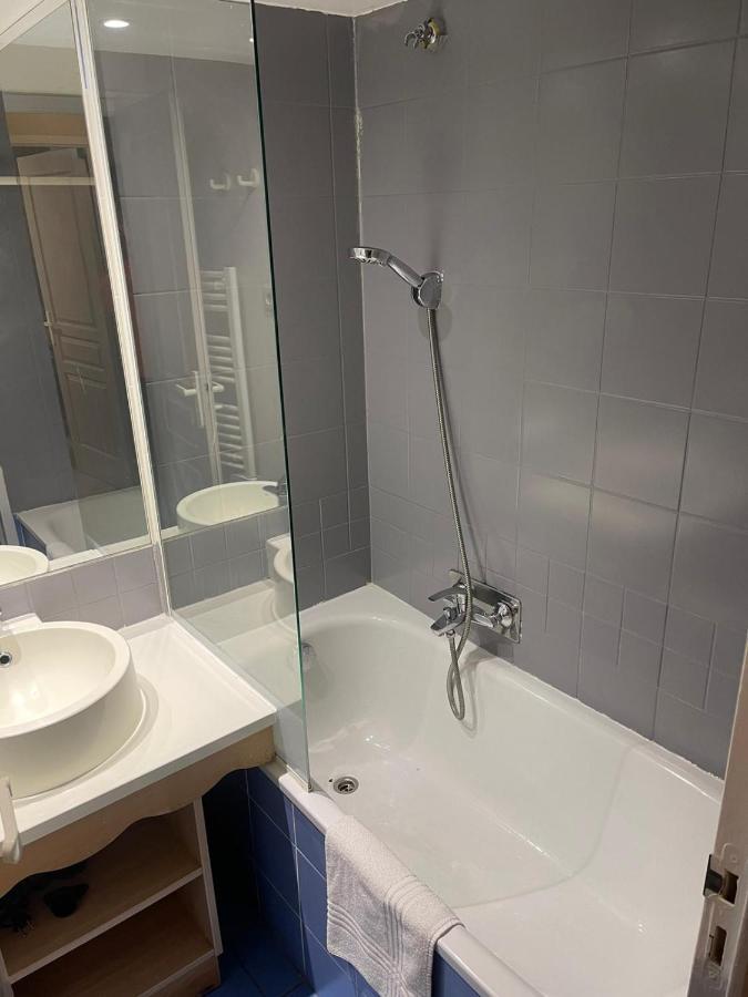 Appartement Near Disneyland เซร์ริส ภายนอก รูปภาพ