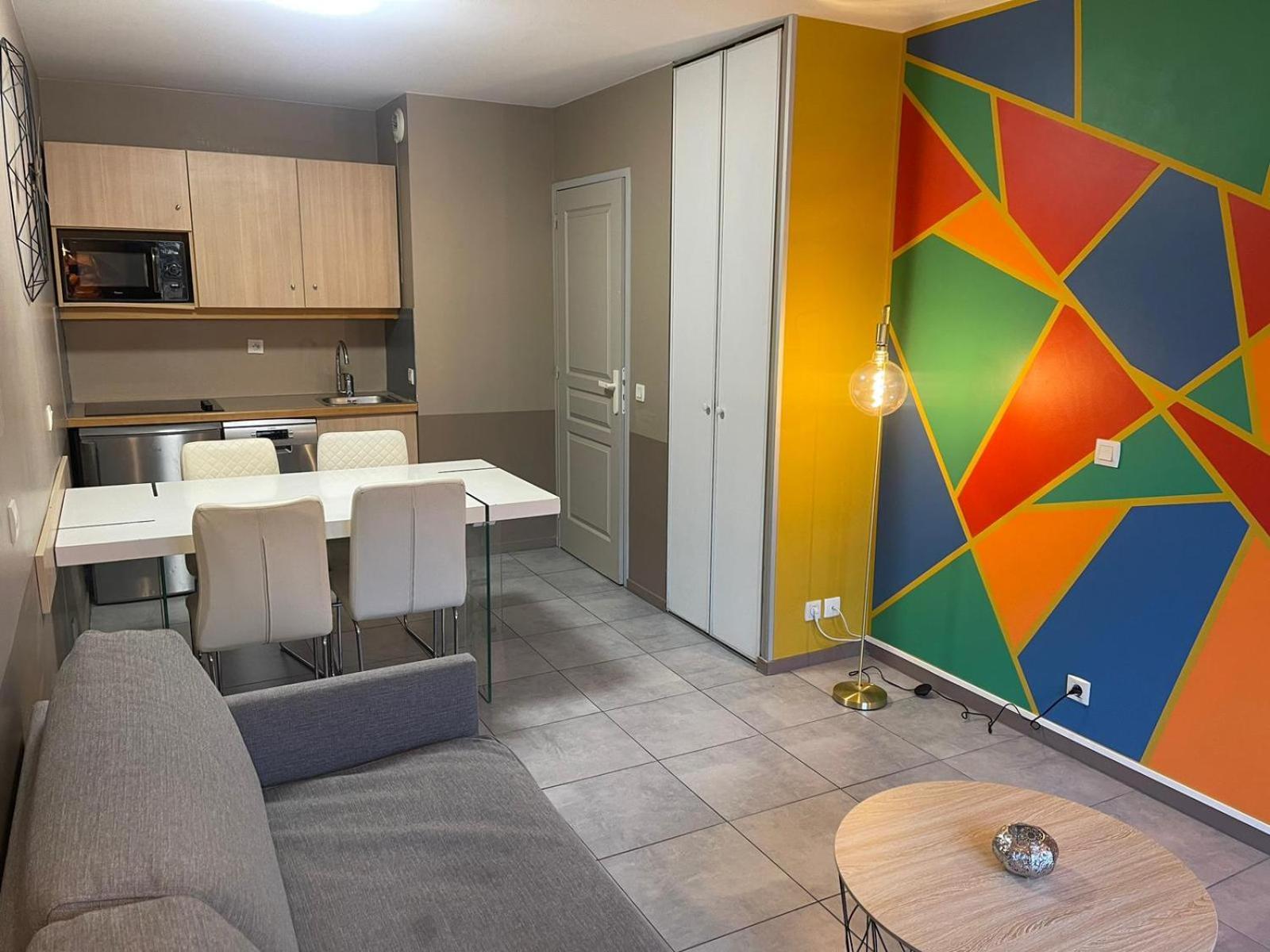Appartement Near Disneyland เซร์ริส ภายนอก รูปภาพ